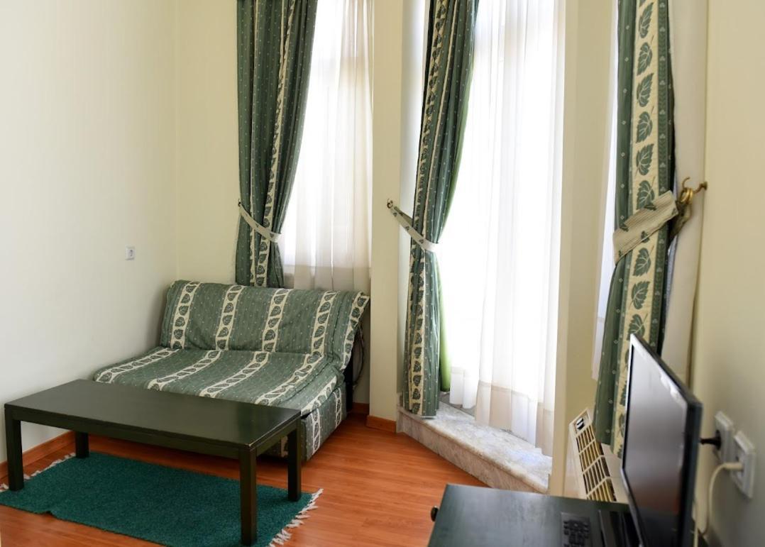 Aiolis Hotel Kastoria Extérieur photo