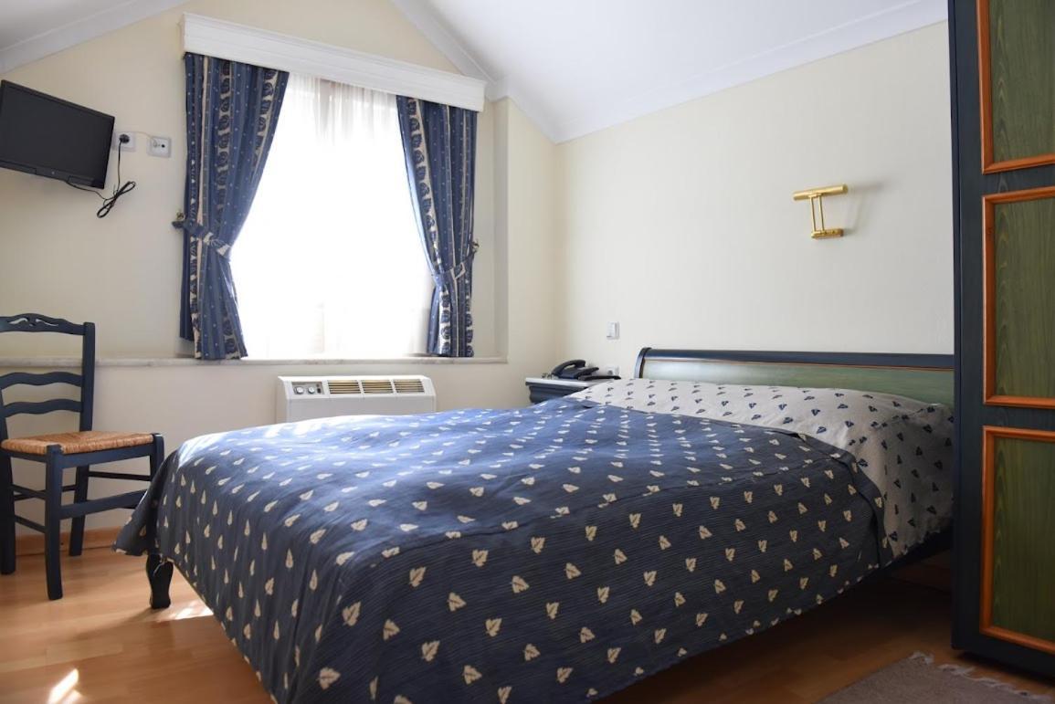 Aiolis Hotel Kastoria Extérieur photo